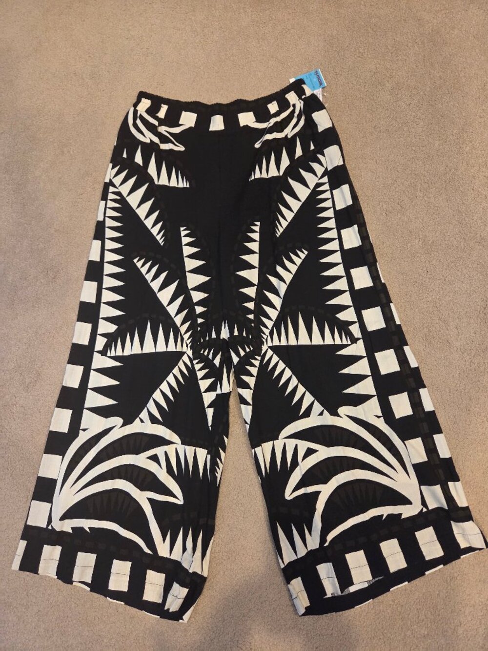 Rose & Olive NWT Large Black White Print Wide Leg Pants